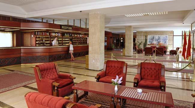 Hotel Grand Cetinje Exteriör bild